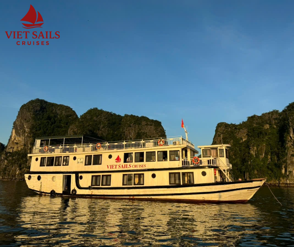 Bai Tu Long Bay Cruise