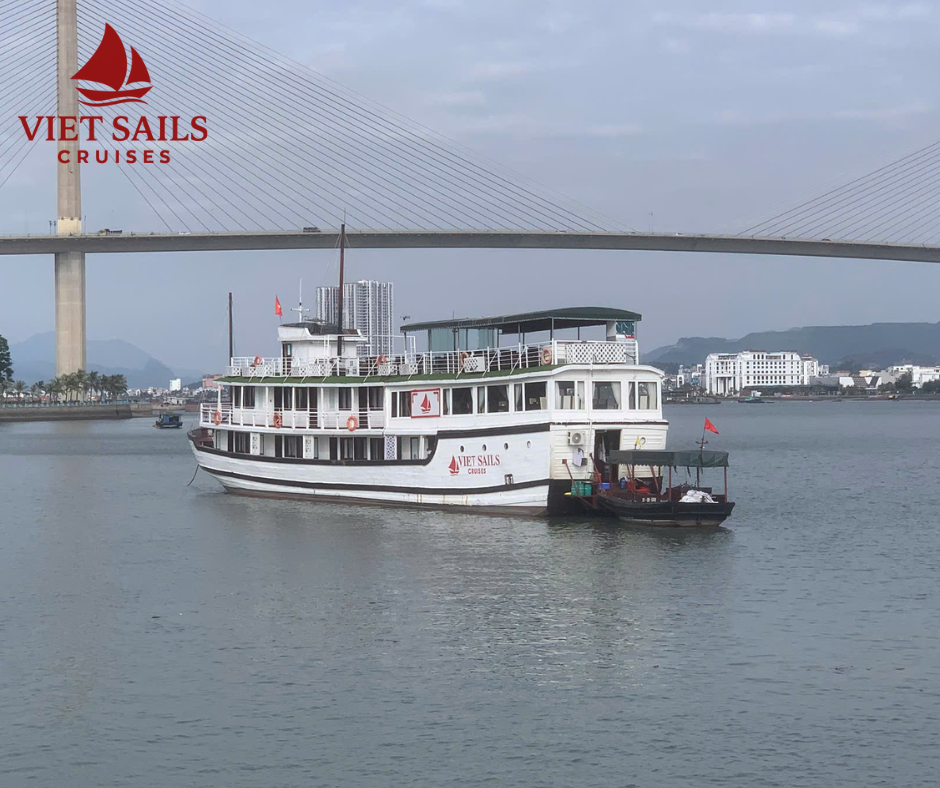 Discover Bai Tu Long Bay on a Boutique Viet Sails Cruise