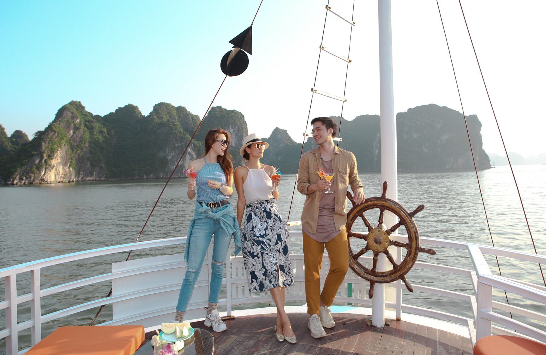 First-Time Halong Bay Cruise Guide for International Travelers