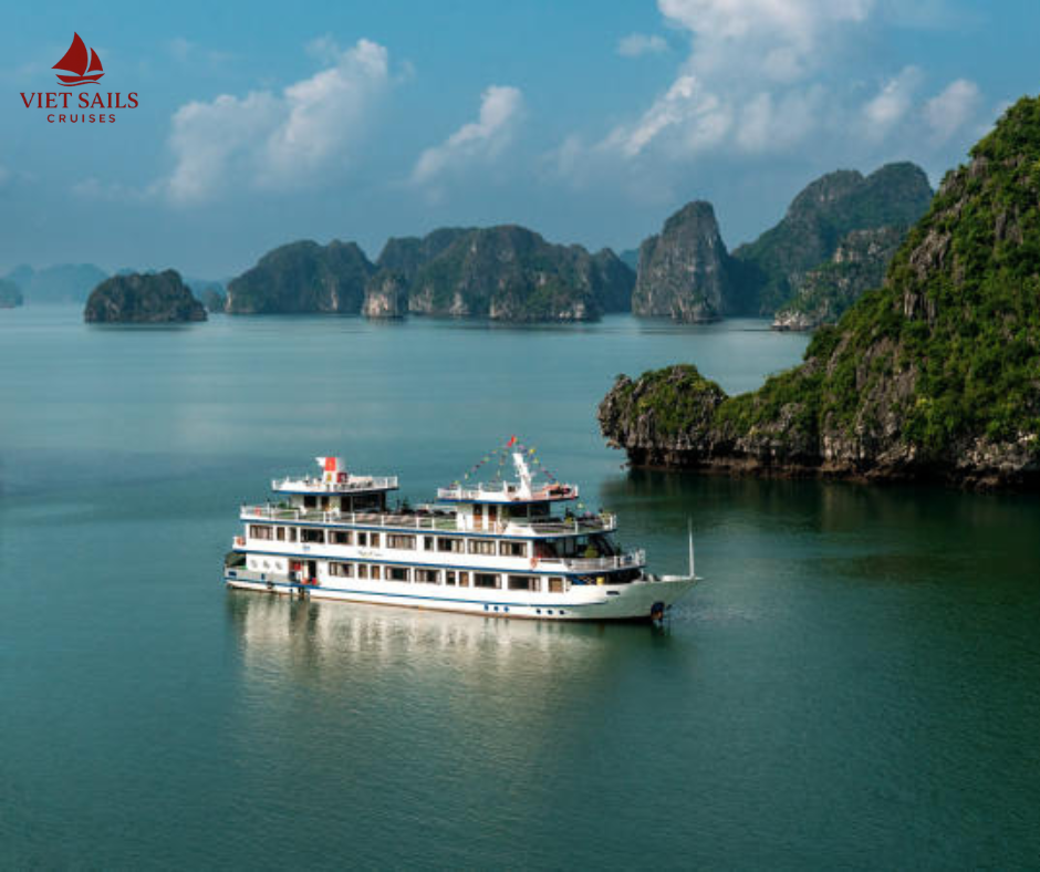 Bai Tu Long Bay Cruise